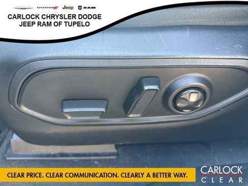 Used 2023 Jeep Grand Cherokee L Laredo AWD/4WD image 10