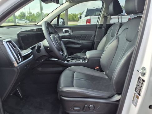 Used 2025 Kia Sorento SX FWD image 25