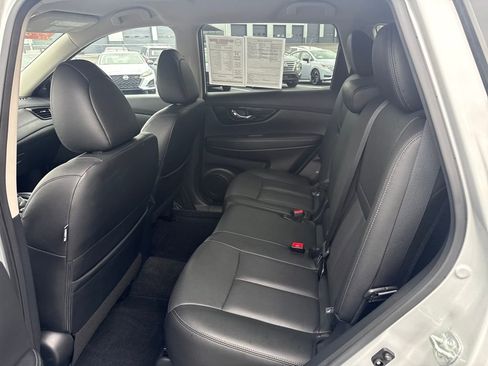 Used 2020 Nissan Rogue SL image 26
