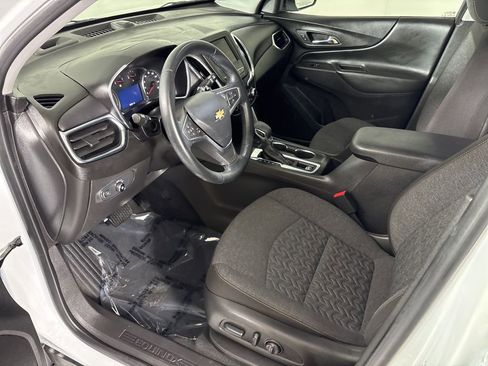 Used 2023 Chevrolet Equinox LT image 20