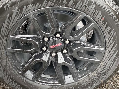 New 2026 GMC Sierra 1500 Elevation AWD/4WD image 3
