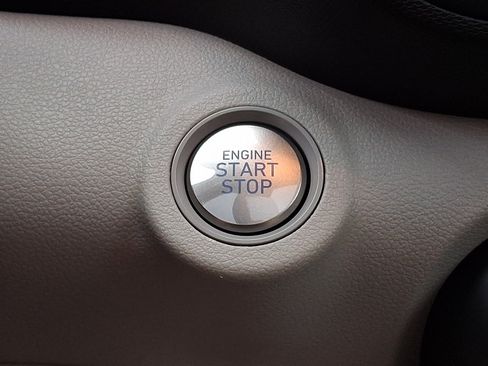 Used 2026 Hyundai Venue SEL FWD image 26