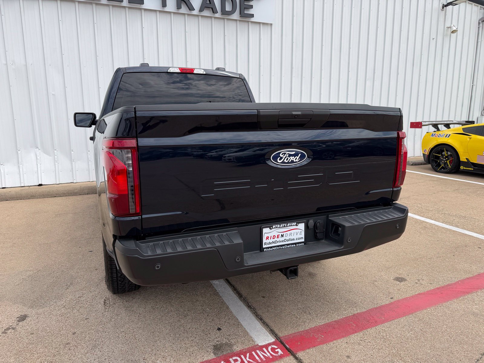Used 2024 Ford F150 XL RWD image 5