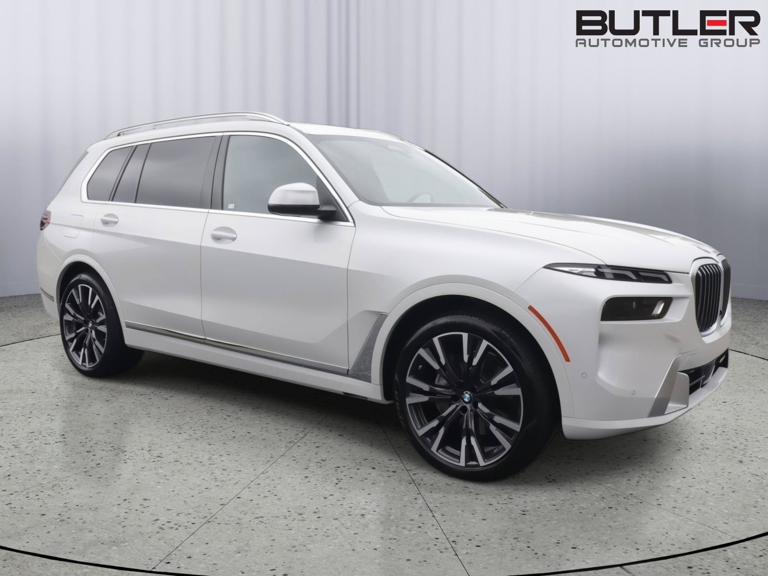 Used 2027 BMW X7 xDrive40i w/ Premium Package AWD/4WD image 8