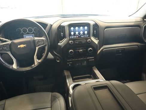 Used 2021 Chevrolet Silverado 1500 LTZ AWD/4WD image 13