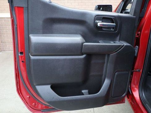 Used 2022 Chevrolet Silverado 1500 Custom RWD image 17