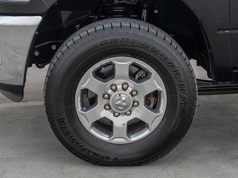 Used 2017 RAM 2500 Big Horn image 11