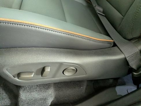 New 2026 GMC Acadia AT4 w/ Luxury Package AWD/4WD image 16