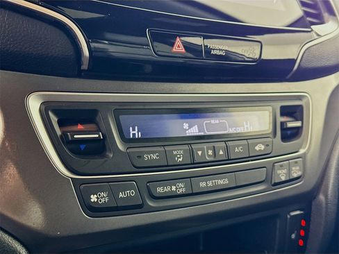 Used 2022 Honda Passport EX-L image 10