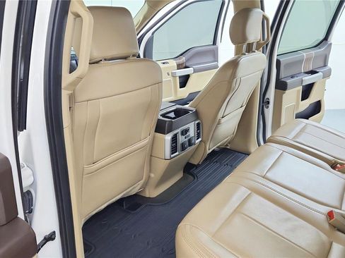 Used 2018 Ford F150 Lariat w/ Equipment Group 502A Luxury image 30