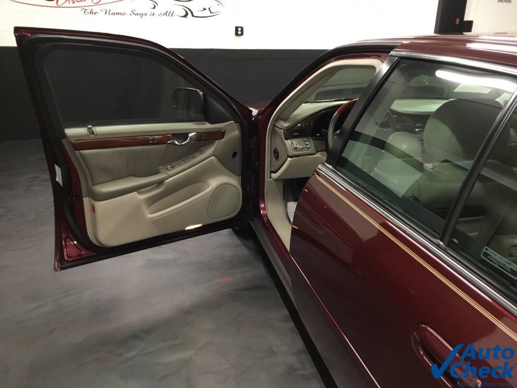 Used 2000 Cadillac De Ville DHS w/ Safety/Security Pkg FWD image 20