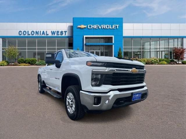Used 2025 Chevrolet Silverado 2500 LT w/ Convenience Package AWD/4WD image 15