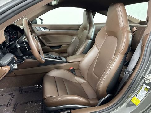 Certified 2024 Porsche 911 Carrera S RWD image 5
