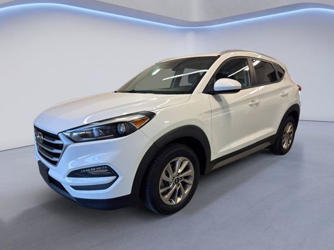 Used 2017 Hyundai Tucson SE w/ SE Popular Package 02 FWD image 3