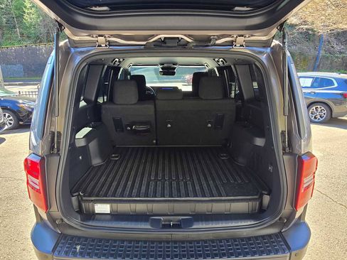 Used 2025 Toyota Land Cruiser 1958 image 13