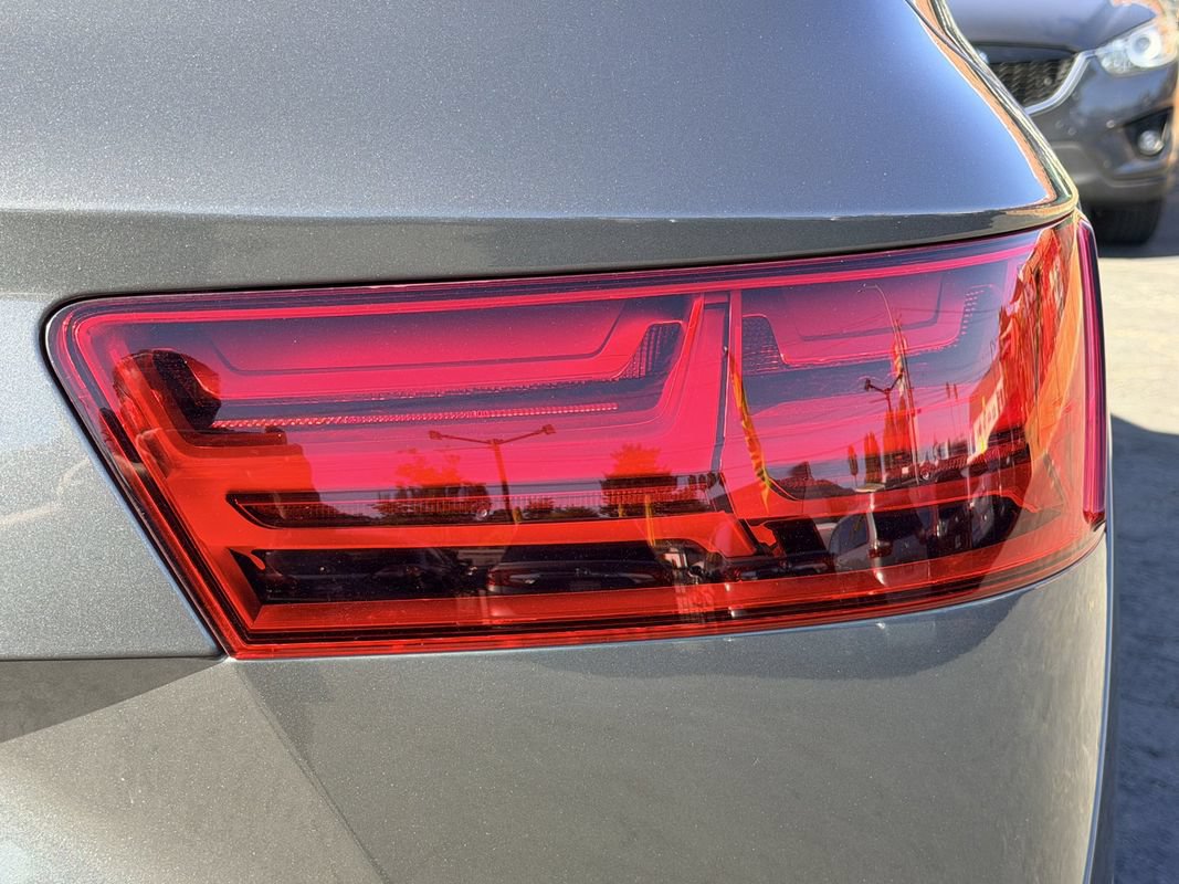 Used 2019 Audi Q7 2.0T Premium w/ Convenience Package AWD/4WD image 8