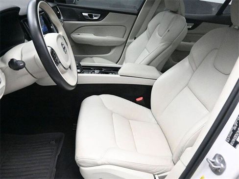 Certified 2024 Volvo S60 B5 Plus w/ Climate Package image 18
