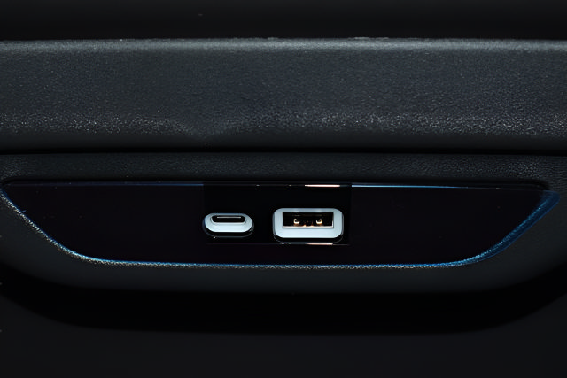 New 2026 Chrysler Pacifica Select w/ S Appearance Package FWD image 30