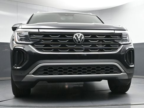 Used 2024 Volkswagen Atlas Cross Sport SE image 22