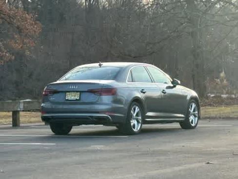 Used 2019 Audi A4 2.0T Premium w/ Convenience Package image 6