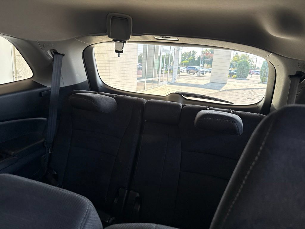 Used 2021 Honda Pilot EX image 18