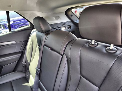 New 2025 Buick Envision Preferred image 18