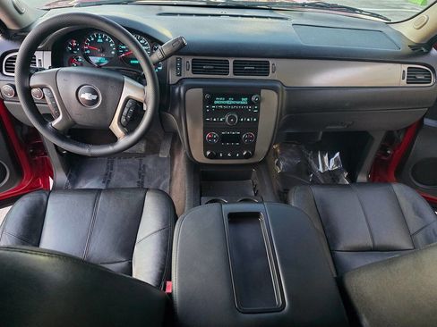 Used 2013 Chevrolet Tahoe LT w/ Suspension Package, Off-Road image 40