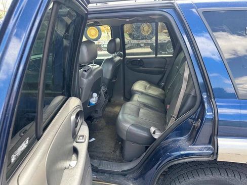 Used 2002 Chevrolet TrailBlazer LTZ AWD/4WD image 24