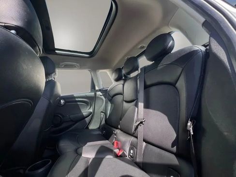 Used 2015 MINI Cooper 4-Door Hardtop FWD image 13