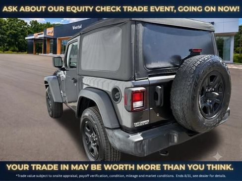 Used 2018 Jeep Wrangler Sport AWD/4WD image 9