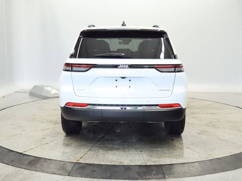 Used 2025 Jeep Grand Cherokee Limited w/ Trailer Tow Package image 4