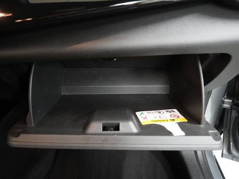 Certified 2024 Chevrolet Trax RS w/ Driver Confidence Package image 27