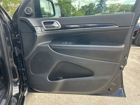 Used 2016 Jeep Grand Cherokee Limited 75th Anniversary image 27