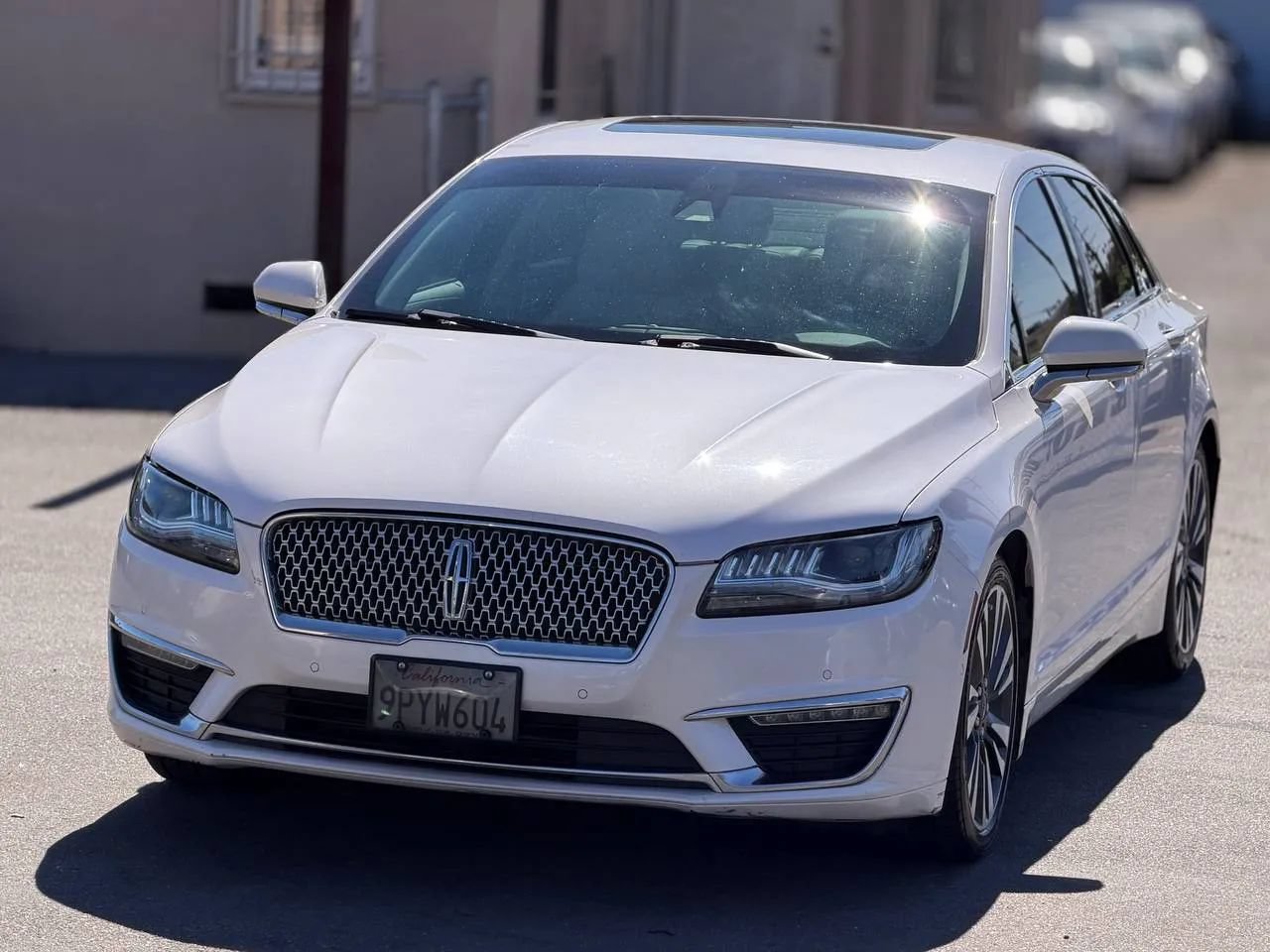 Used 2019 Lincoln MKZ Reserve FWD image 5