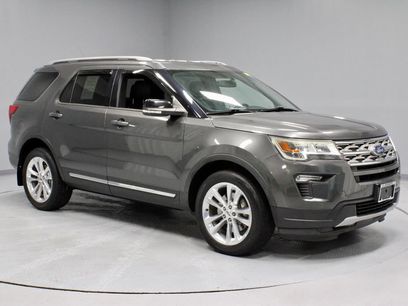 Certified 2018 Ford Explorer XLT w/ Equipment Group 202A