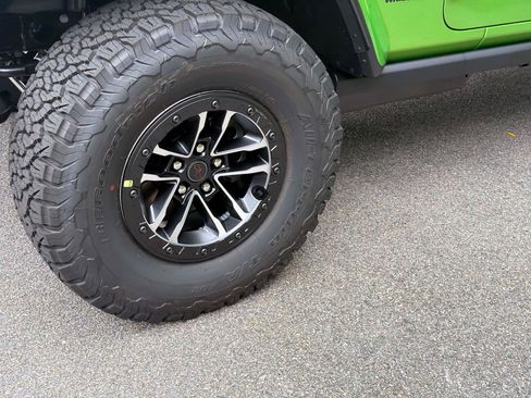 New 2026 Jeep Wrangler Unlimited Rubicon AWD/4WD image 5