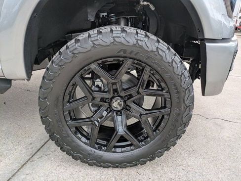 New 2025 Ford F150 Lariat w/ Equipment Group 502A High image 11