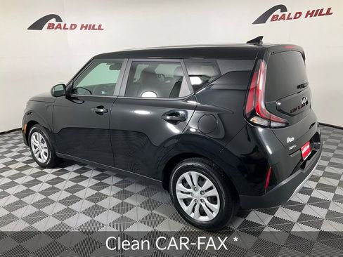 Certified 2023 Kia Soul LX image 5