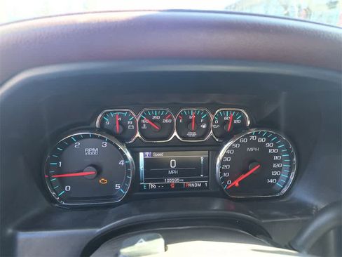 Used 2015 Chevrolet Silverado 2500 High Country w/ Duramax Plus Package image 8