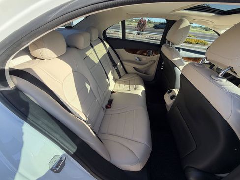 Used 2018 Mercedes-Benz C 300 Sedan image 19