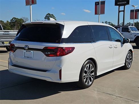 Used 2025 Honda Odyssey Elite image 11