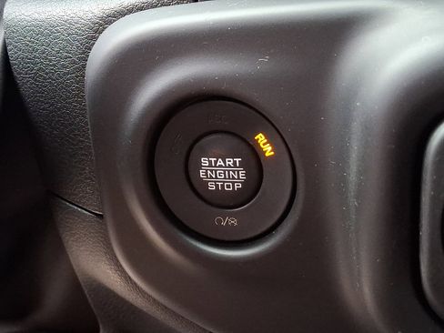 Certified 2023 Jeep Wrangler Unlimited w/ Convenience Group AWD/4WD image 24