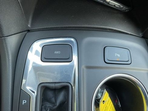 Used 2024 Chevrolet Equinox LT image 13