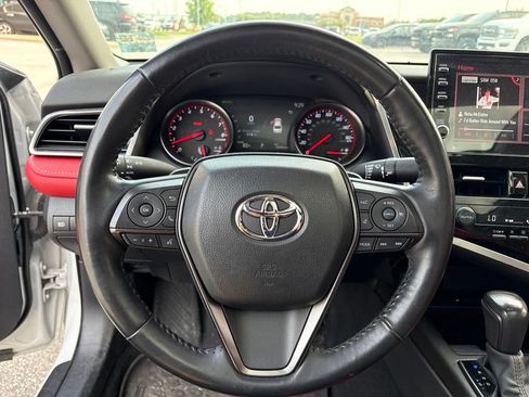 Used 2022 Toyota Camry XSE FWD image 30