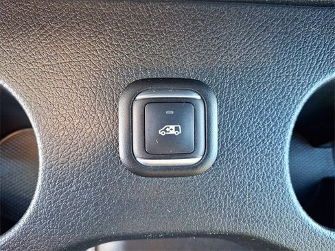 Used 2022 Mercedes-Benz Sprinter 2500 image 22