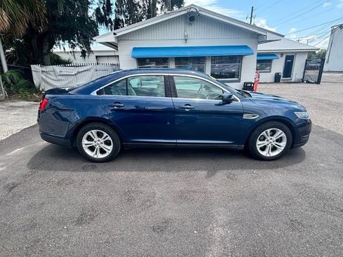 Used 2016 Ford Taurus SEL w/ Equipment Group 201A FWD image 6