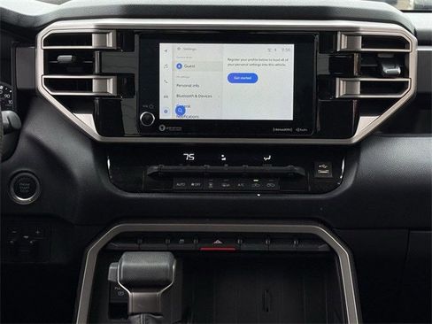 Used 2022 Toyota Tundra SR5 image 17