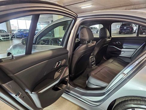 Used 2025 BMW 330i xDrive Sedan w/ M Sport Package image 35