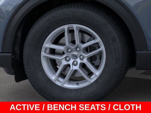 New 2025 Ford Explorer Active image 19