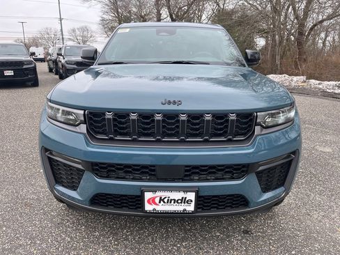 New 2026 Jeep Grand Cherokee L Limited w/ Limited Altitude Package image 2